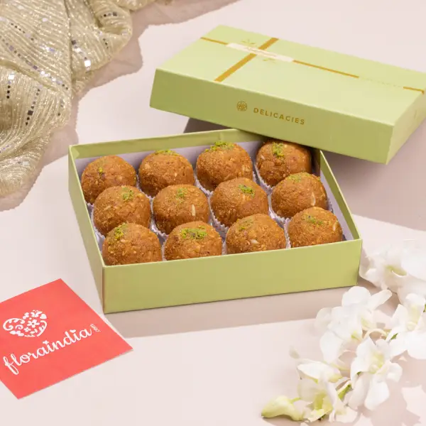 Half Kg Besan Laddu