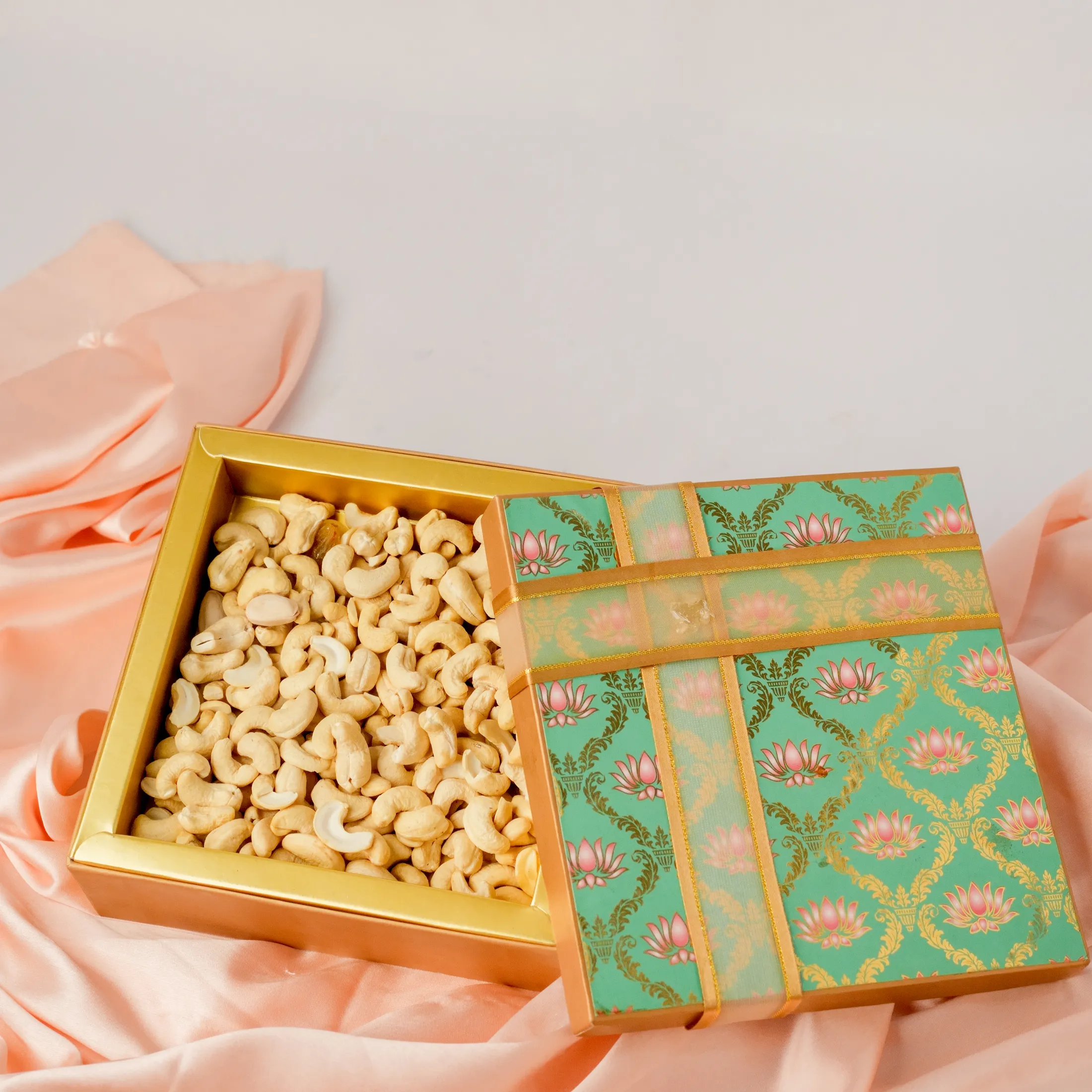Blush & Cashew Basket Blush & Cashew Basket