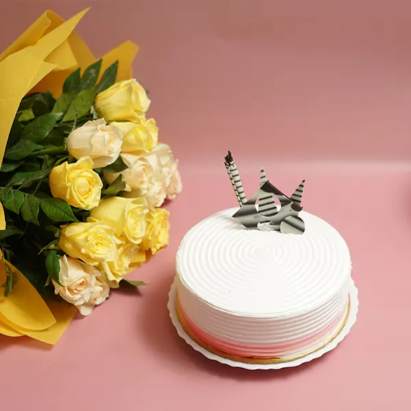 Yellow Roses with Berry Cake