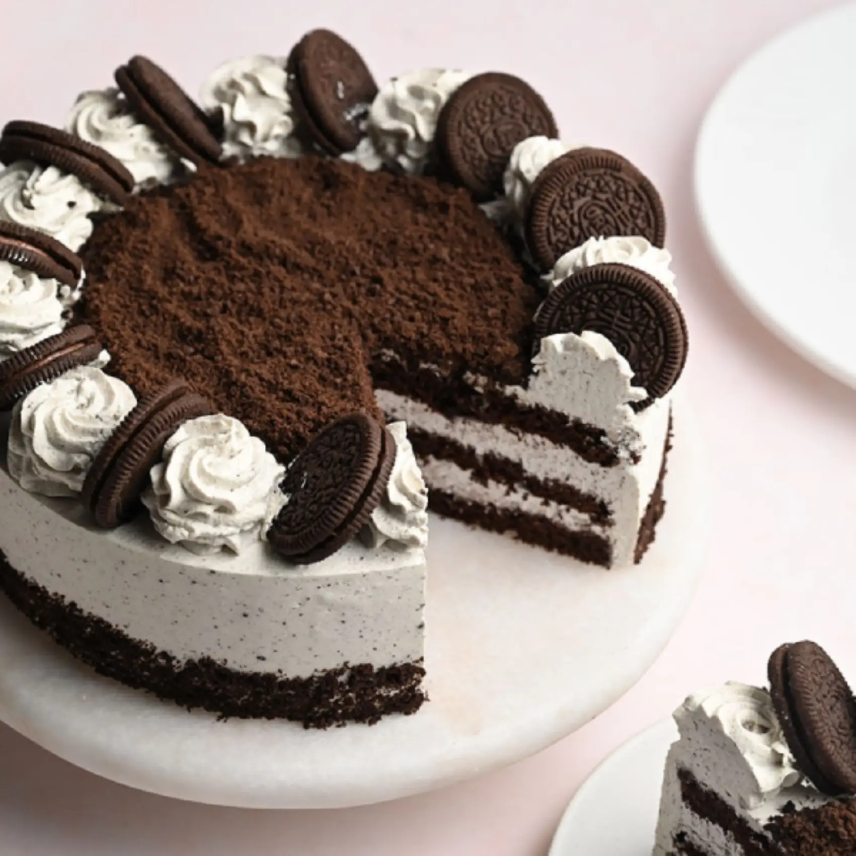 Creamy Oreo Cake