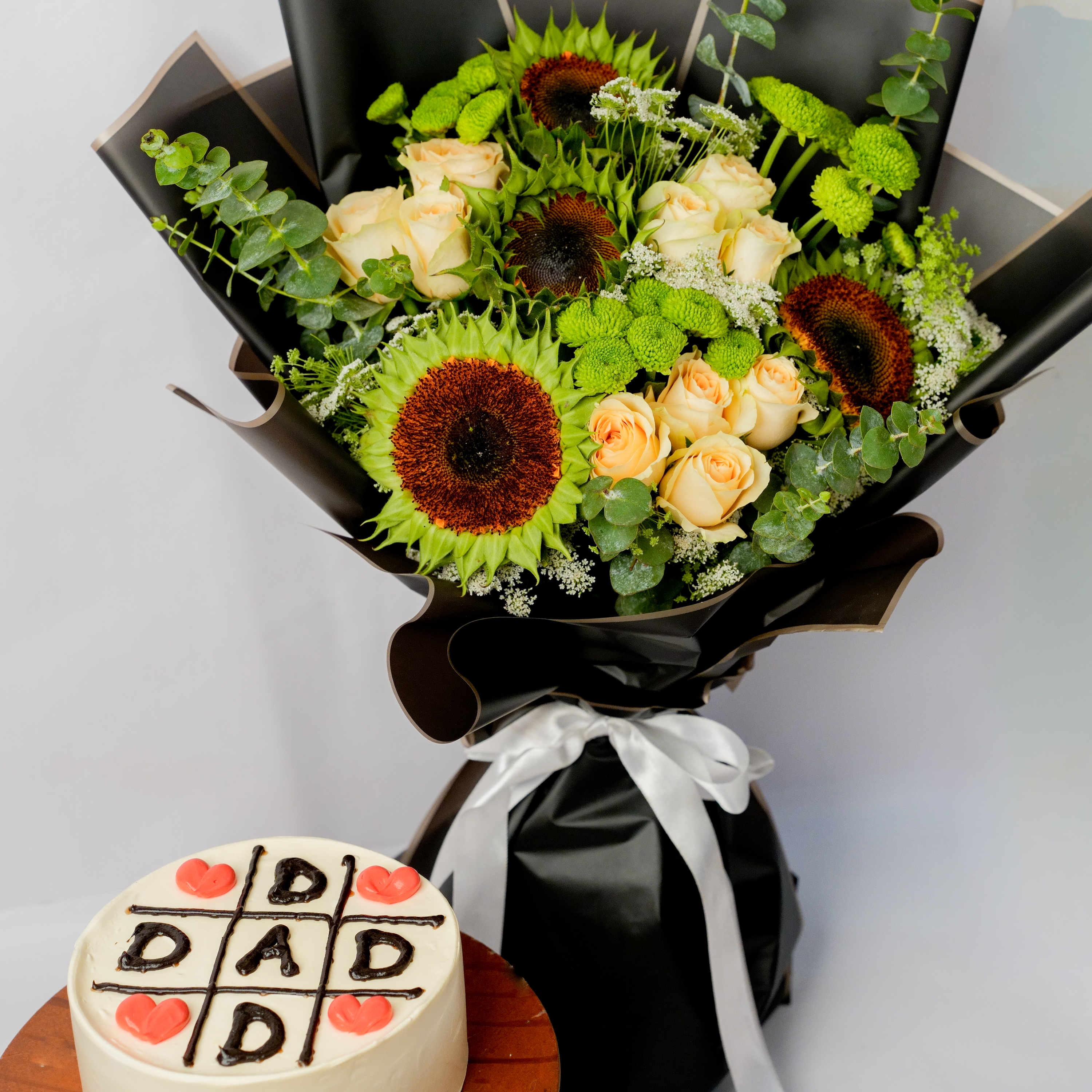 Butterscotch Dad Cake with Sunflower & Cream Roses