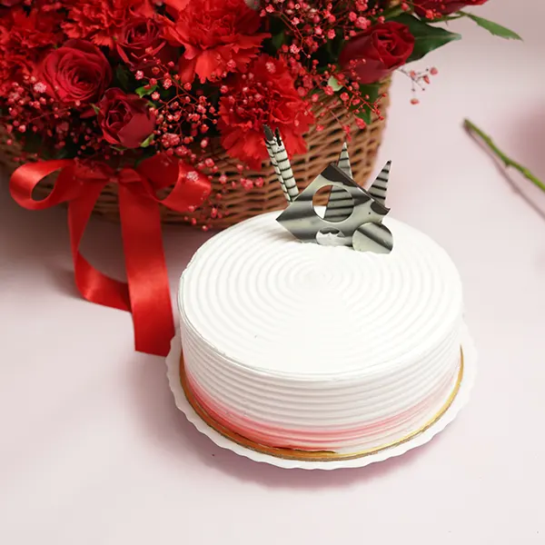 Strawberry Vanilla Bloom Basket