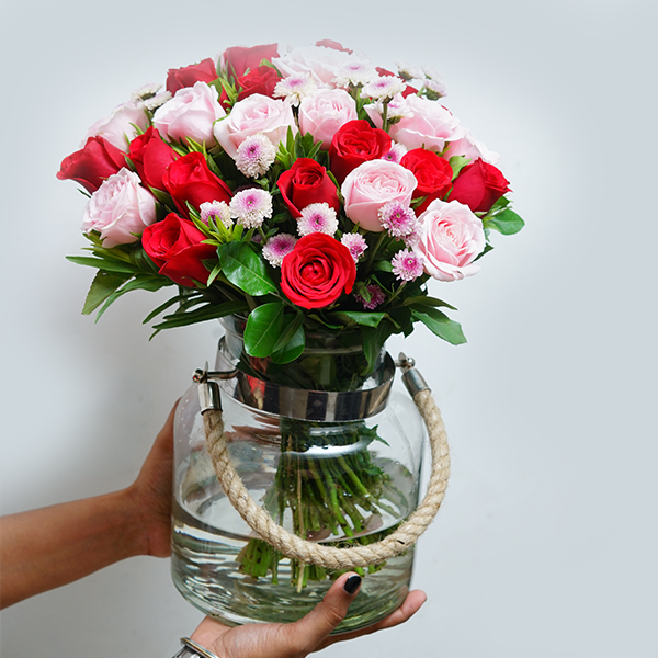 Graceful Roses N Daisies Jar