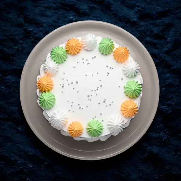 Colorful Indepence Day Vanilla Cake