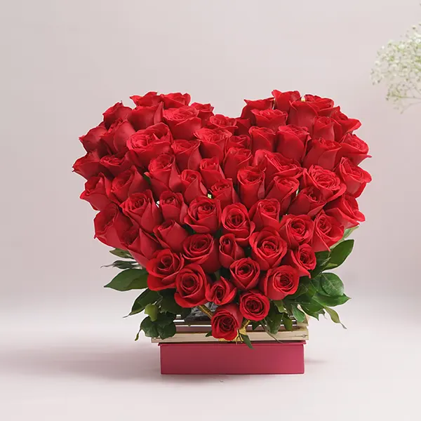 Vanilla Cake & Heartfelt Red Roses
