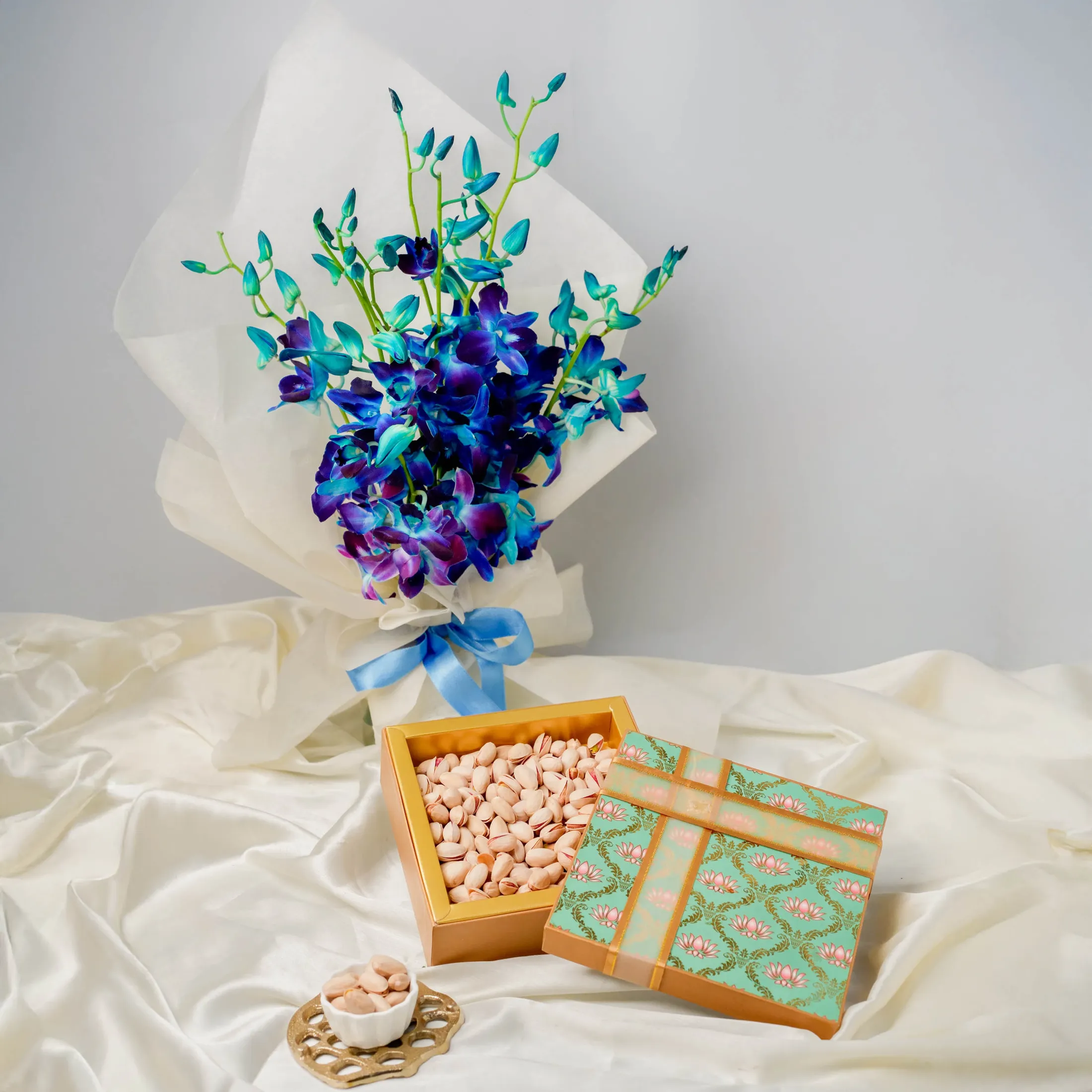 Blue Orchid Pistachio Duo