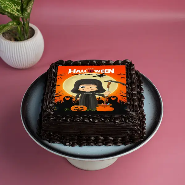 Eerie Halloween Theme Cake
