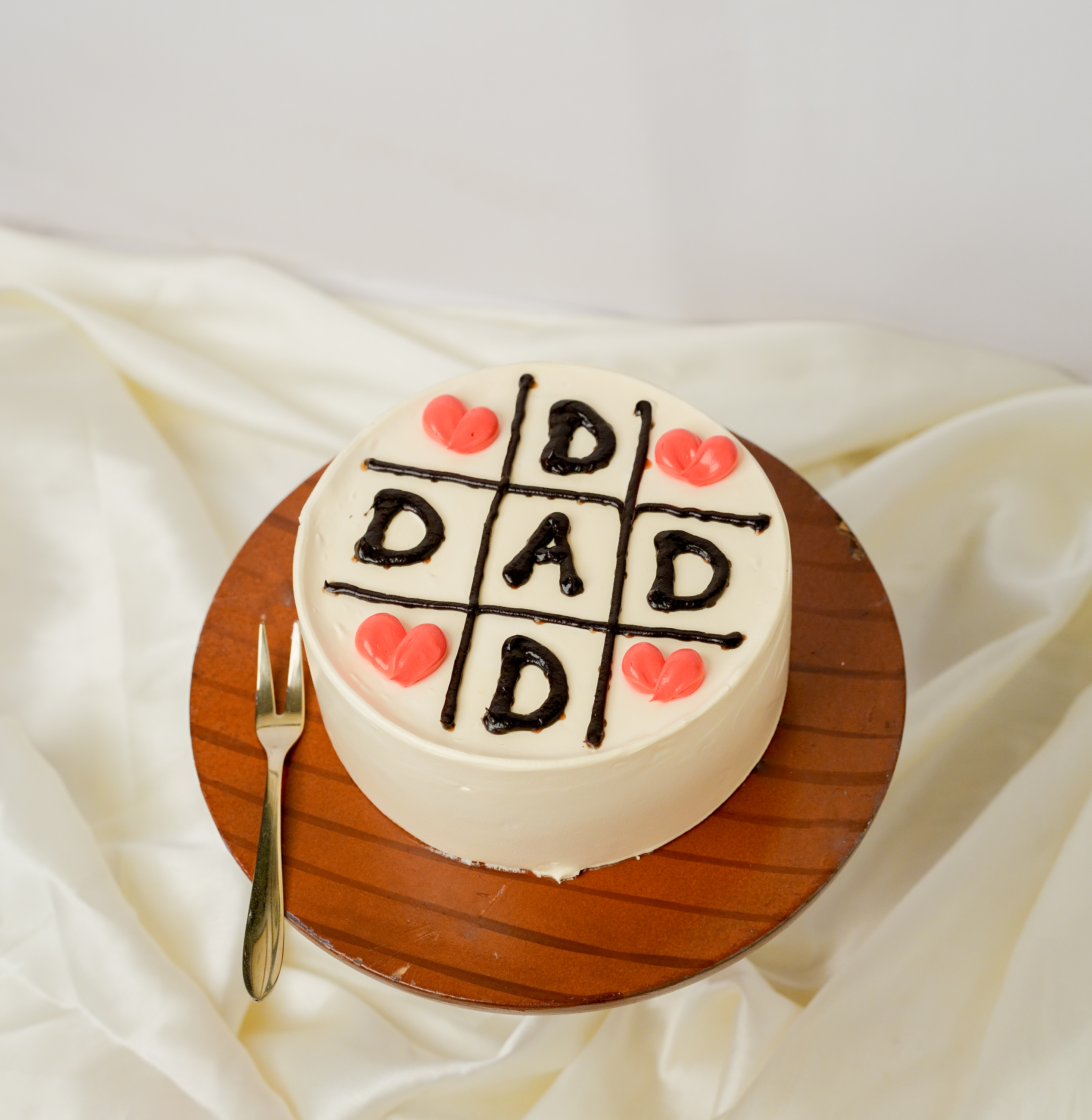 Butterscotch Dad Cake with Sunflower & White Roses