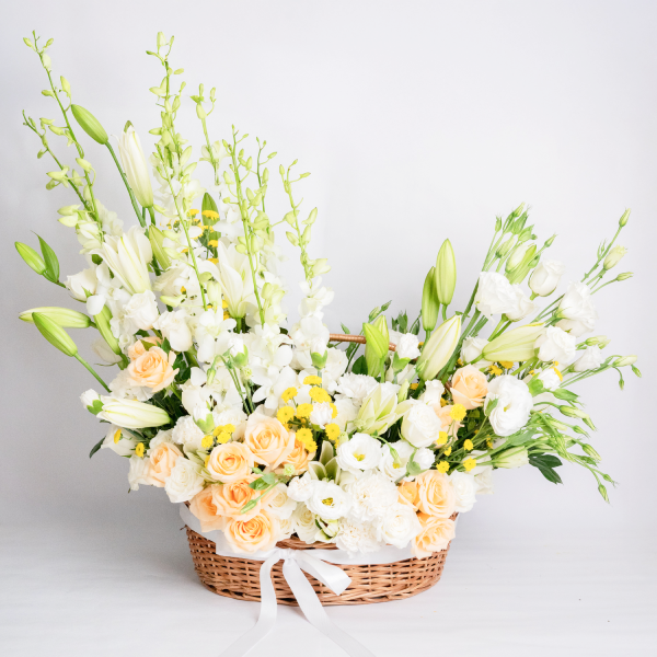 White Serenity Basket White Serenity Basket