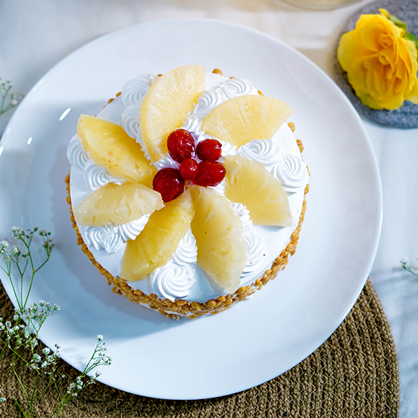 Pineapple Caramel Crunch Cake