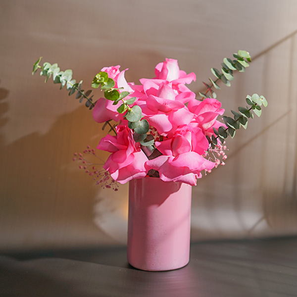 Pink Harmony Roses Vase