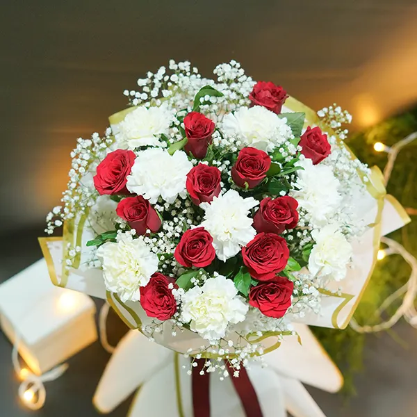 Classic Red Rose & White Carnation Bouquet