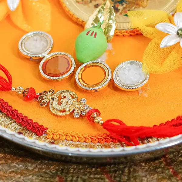 Golden Gleam  Rakhi Radiance