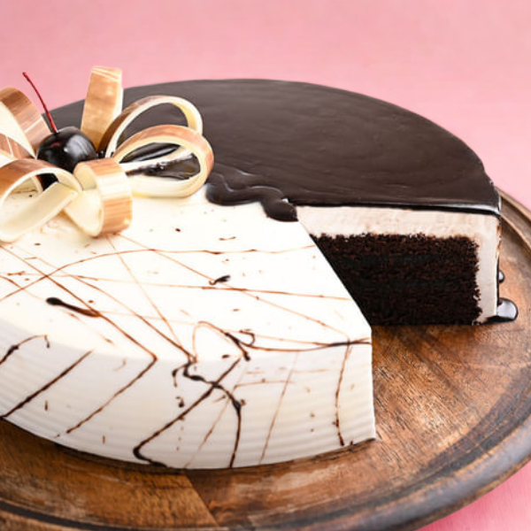 Choco Vanilla Cake