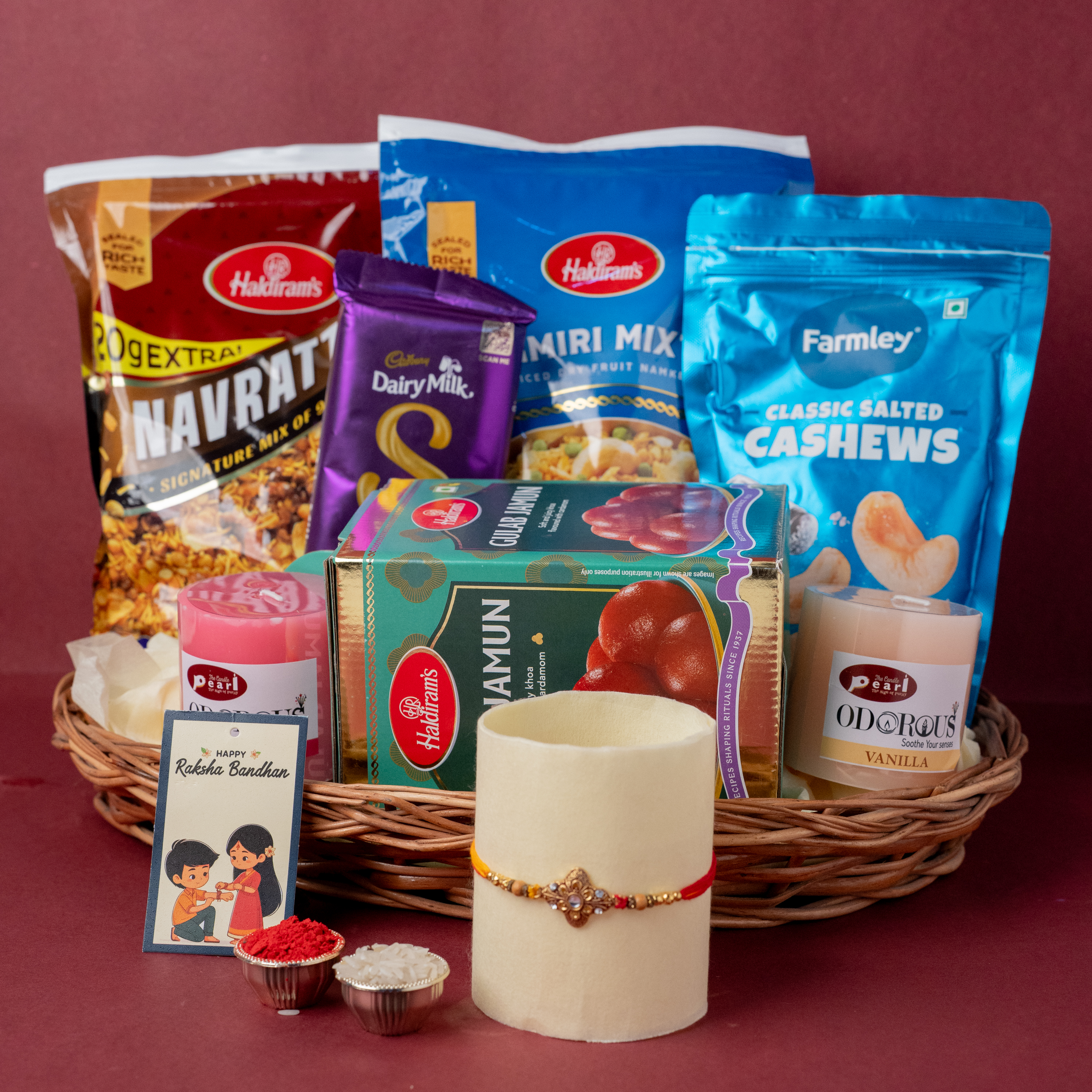 Pearl Rakhi & Delicious Hamper Pearl Rakhi & Delicious Hamper