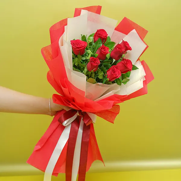 8 Red Roses Bunch