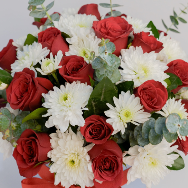 Red Snow Floral Gift Red Snow Floral Gift