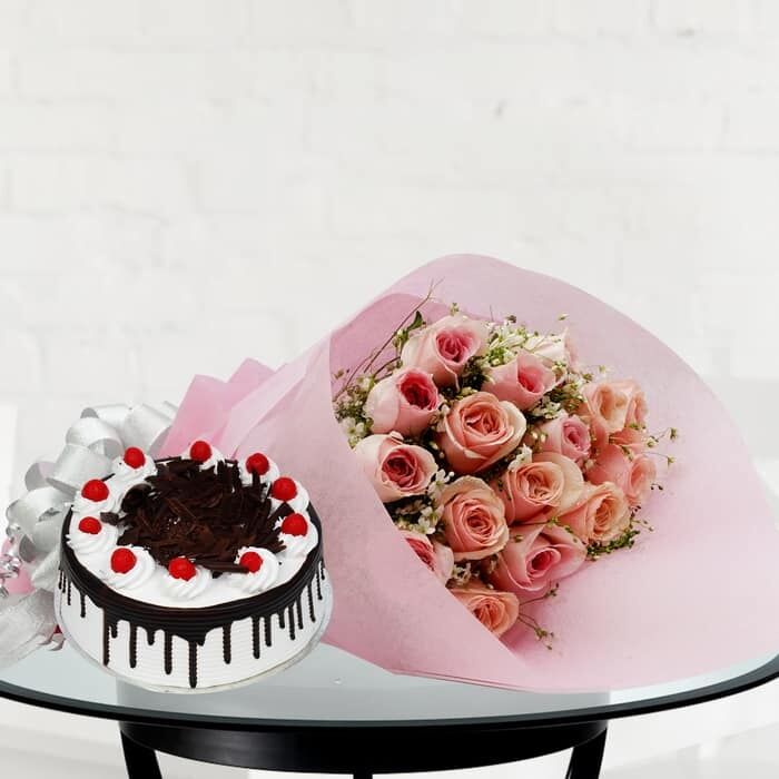 Pink Pearl Roses and Cake