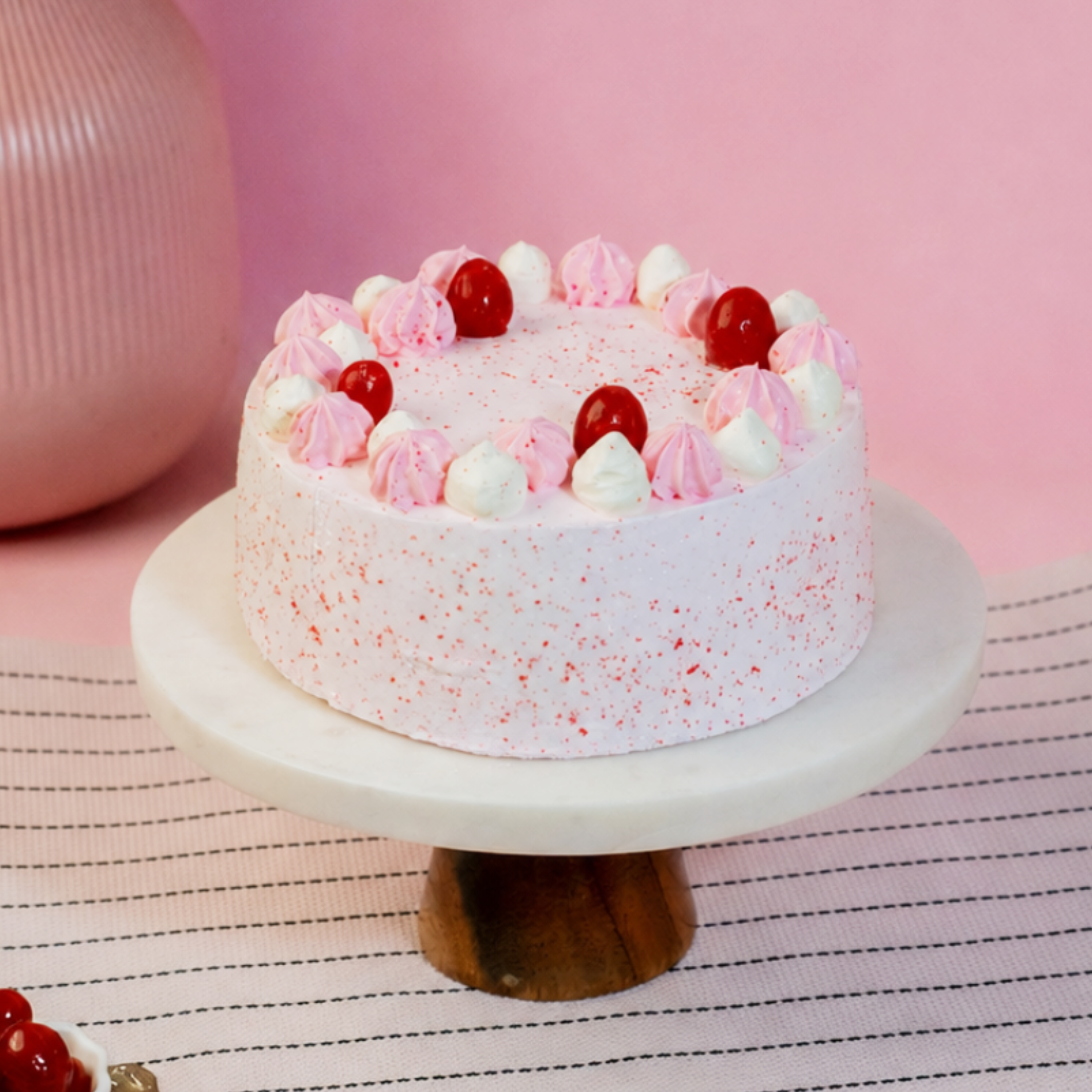 Pink Bliss Strawberry Cake Pink Bliss Strawberry Cake
