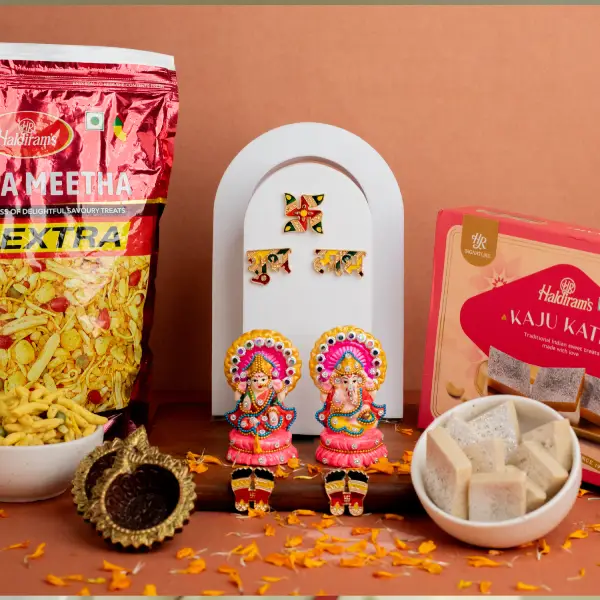 Festive Sweet & Namkeen Set