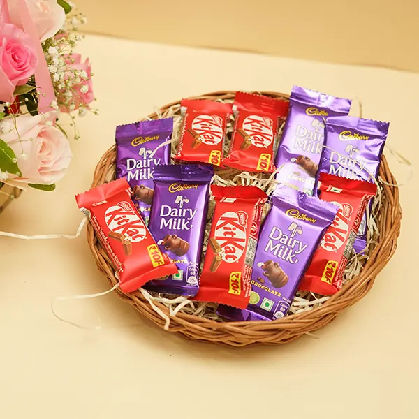 Love Perfection+Mix Chocolates Basket