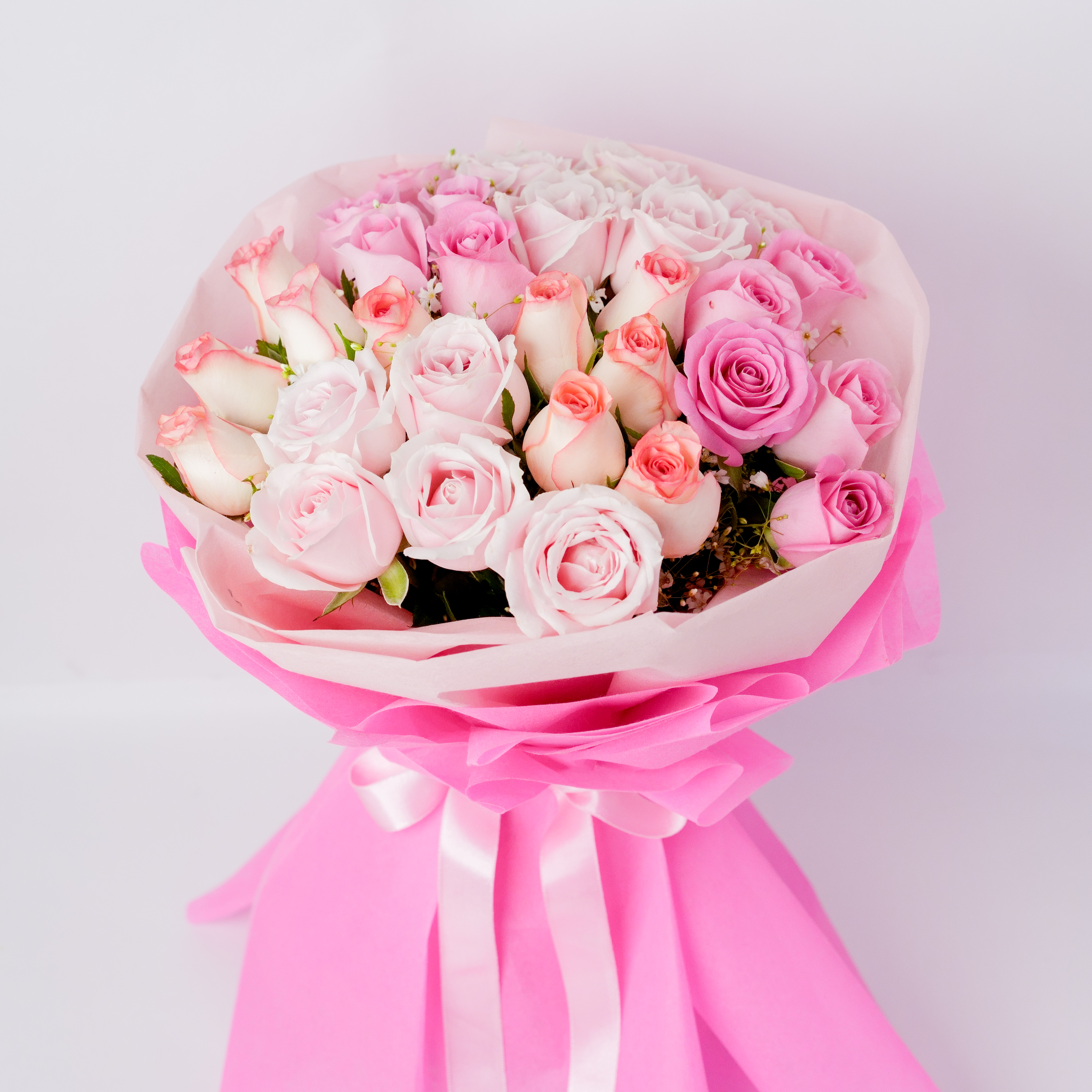 Mixed Pink Roses Bouquet Mixed Pink Roses Bouquet