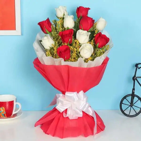 Classic Red-White Rose Bouquet