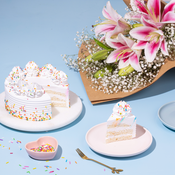 Skyward Serenity & Vanilla Cake
