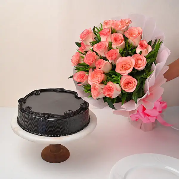 Pink Pearl Roses and Cake