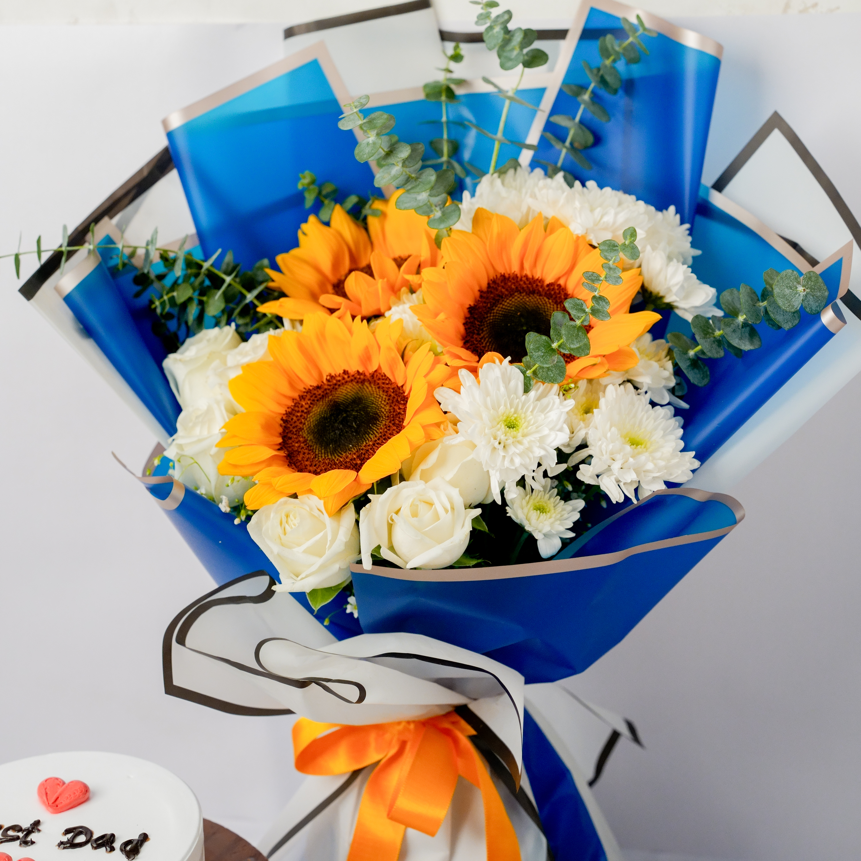 Best Dad Vanilla Cake with Sunflower & White Roses