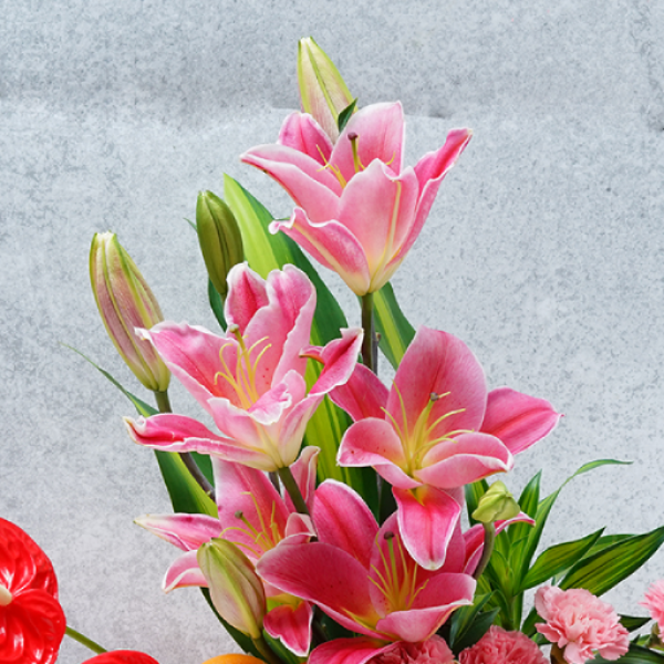 Charming Lily N Orange Vase Charming Lily N Orange Vase