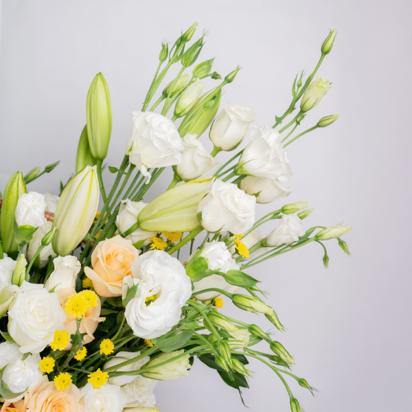 White Serenity Basket White Serenity Basket