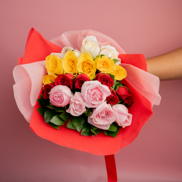 Chocolate Truffle  Cake  With Mix Rose Bouquet