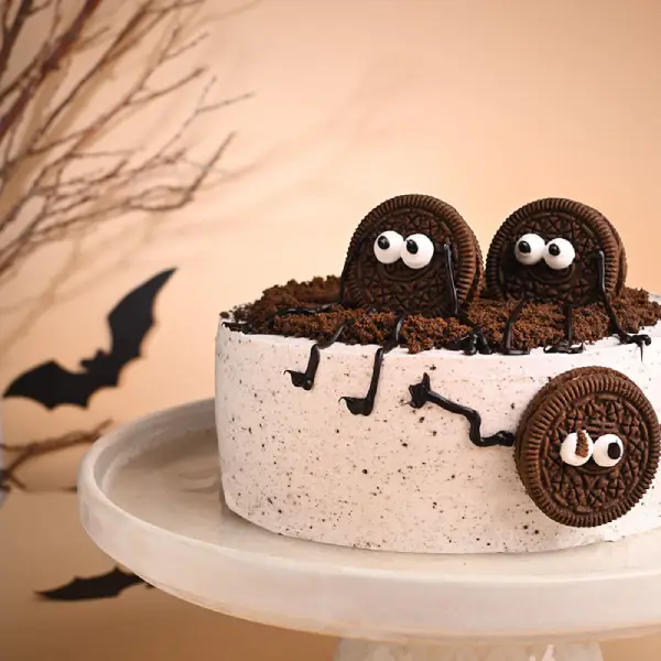 Oreo Chocolate Halloween Cake