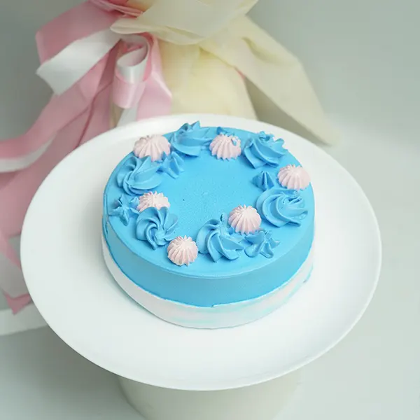 Graceful Pink Blooms & Berry Cake