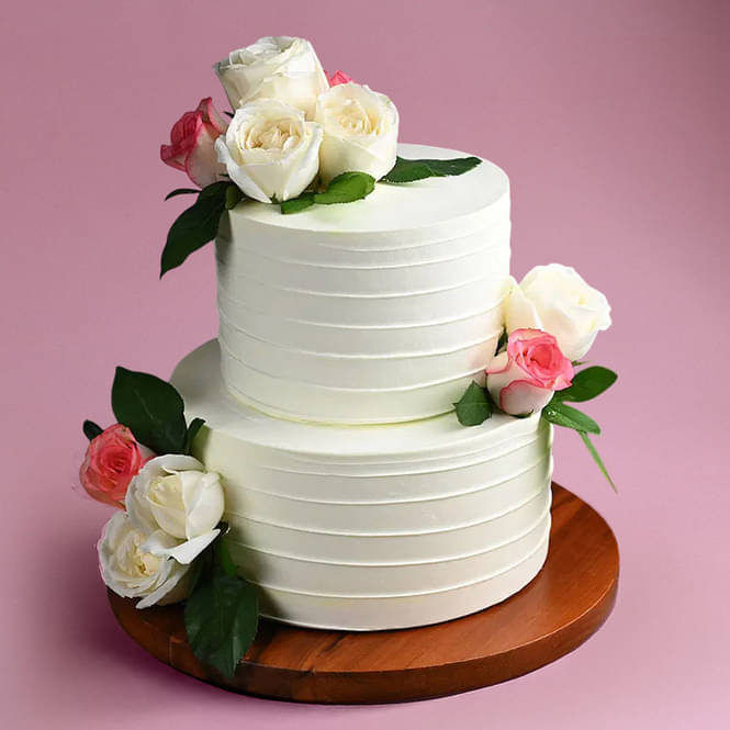 Beautiful Rose N Pearls Cake
