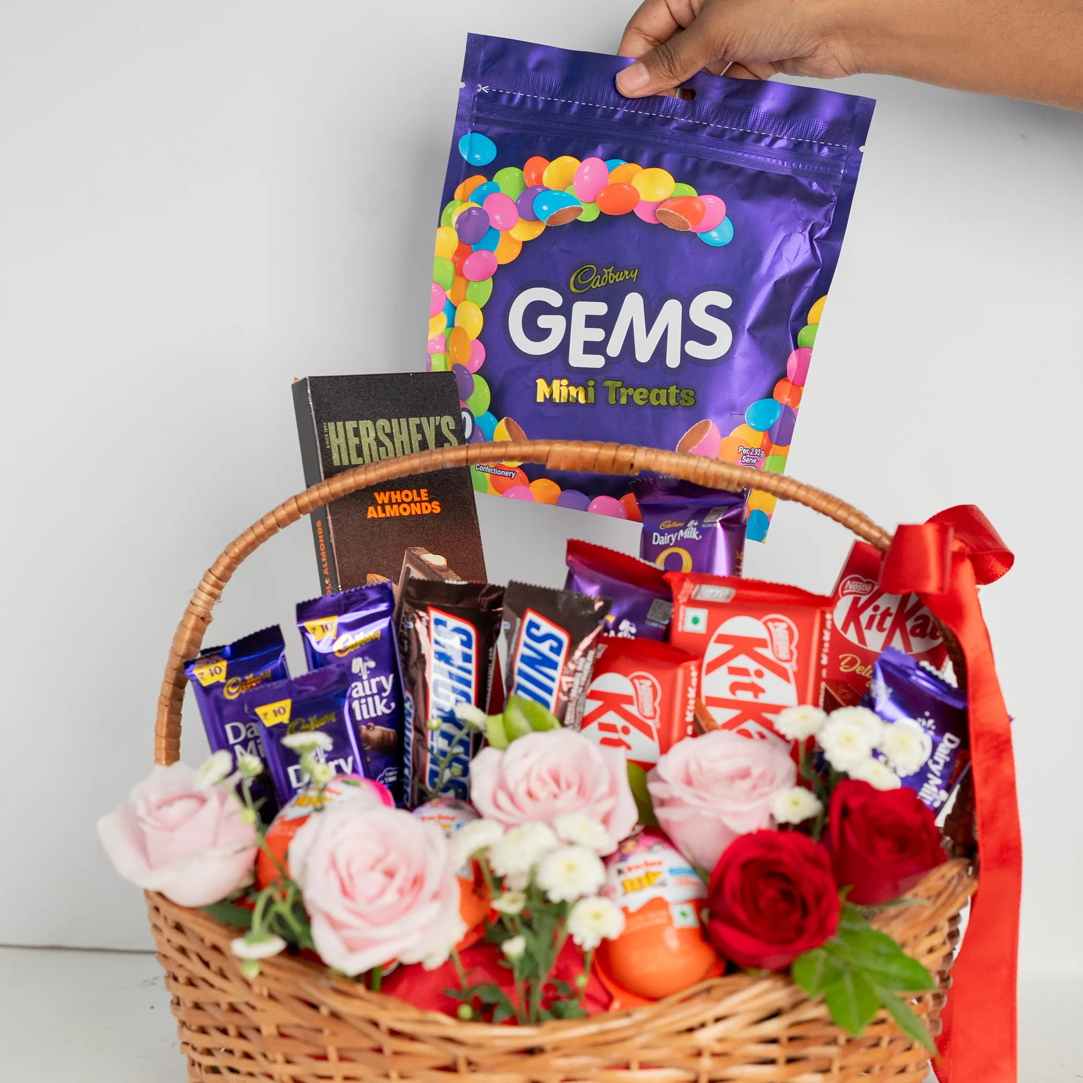 Petals N Candy Bliss