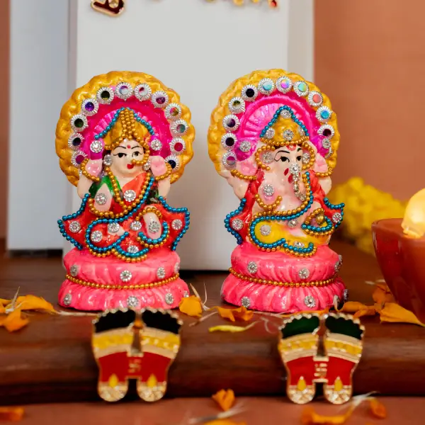 Festive Sweet With Namkeen Set