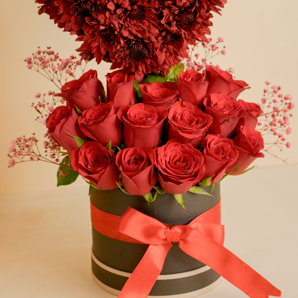 Scarlet Rose Choco Box