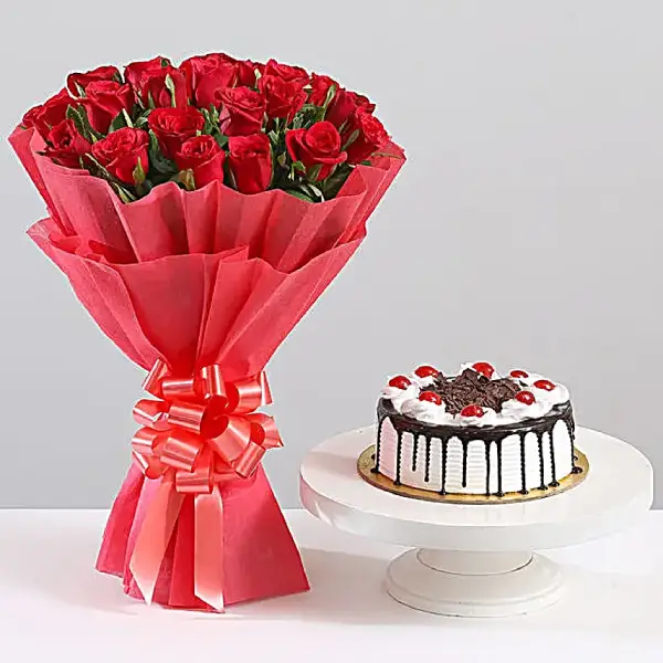 15 Red Roses Bouquet with Eggless Black Forest Cake