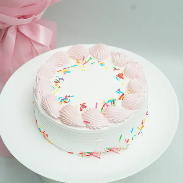 Elegant Pink Roses & Berry Cake