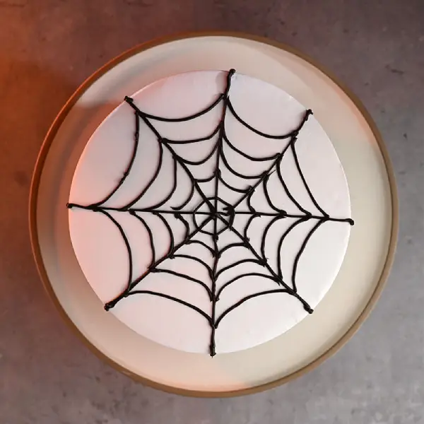 Spider Halloween Pineapple Cake