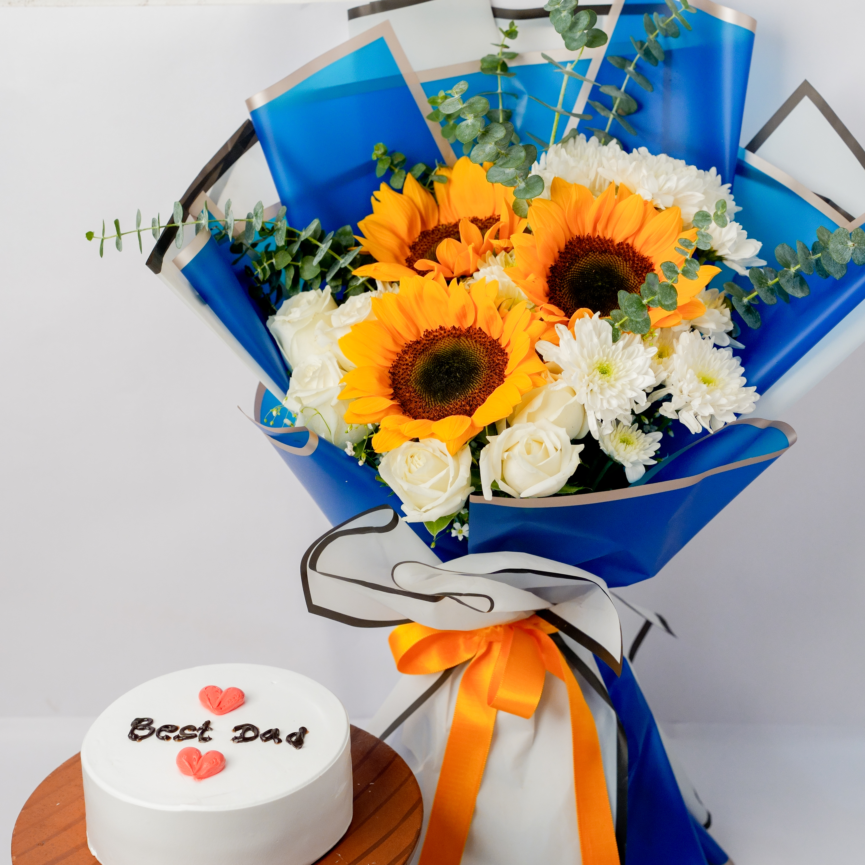 Best Dad Vanilla Cake with Sunflower & White Roses