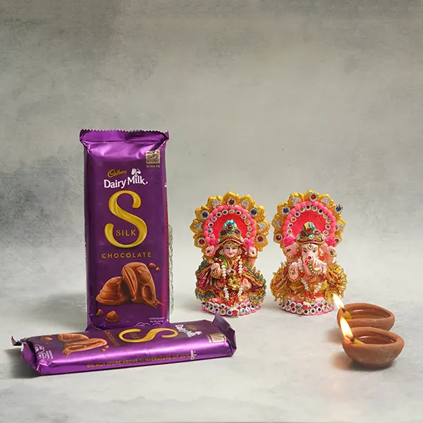 Lakshmi Ganesha & Silk