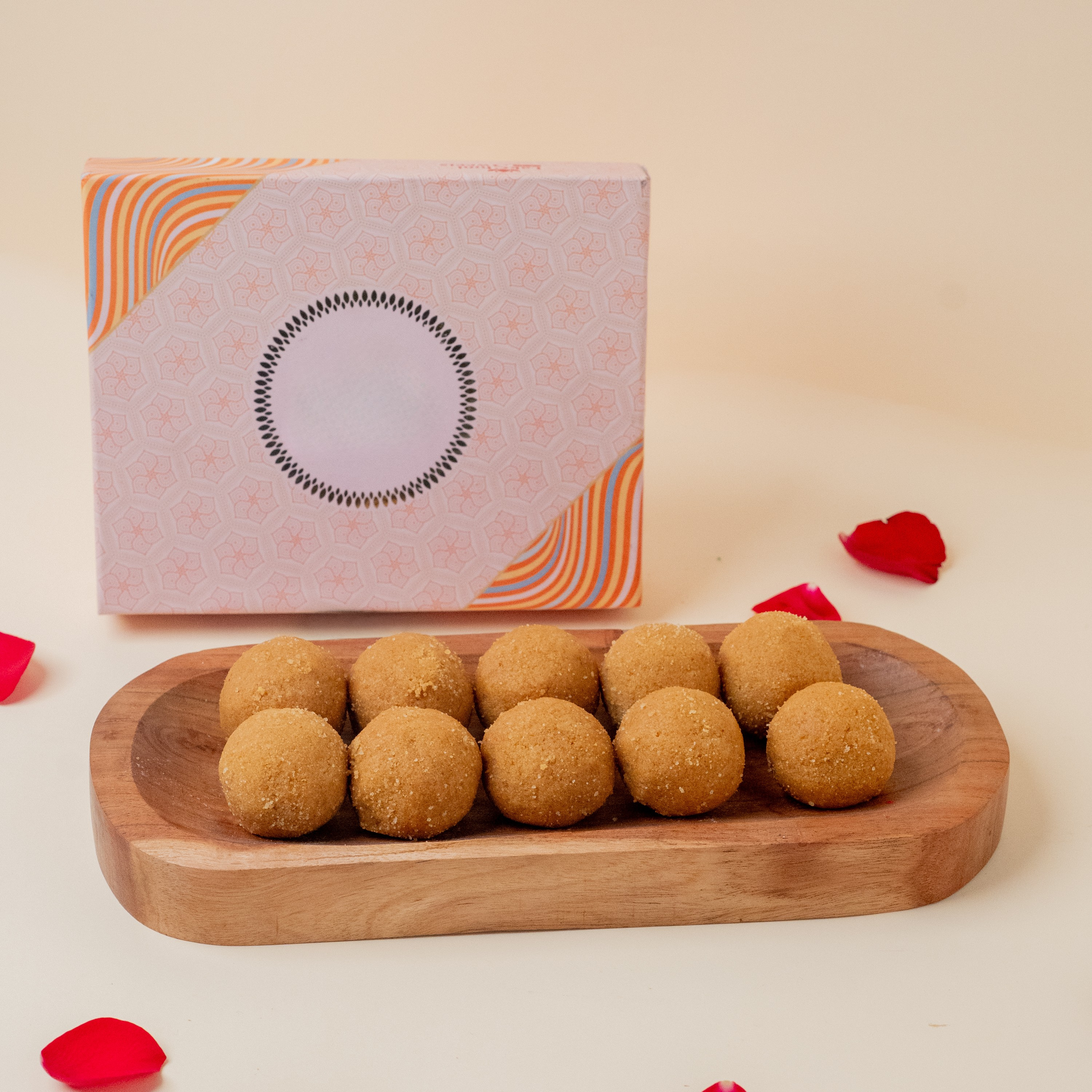 Elegant Rakhi & Laddoo
