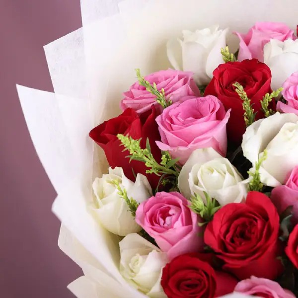 Assorted Roses Bouquet