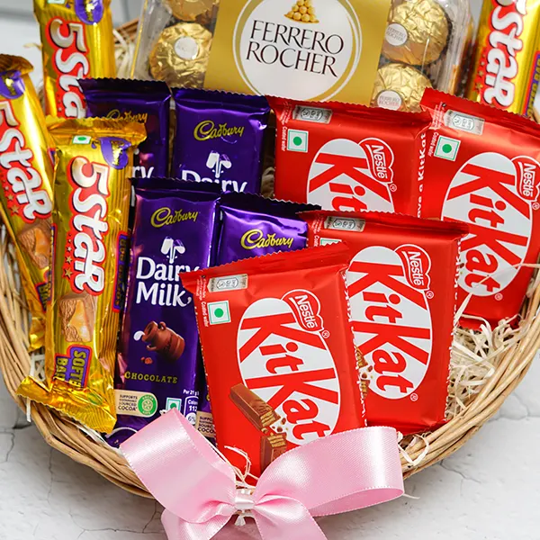 Mix Chocolates Basket