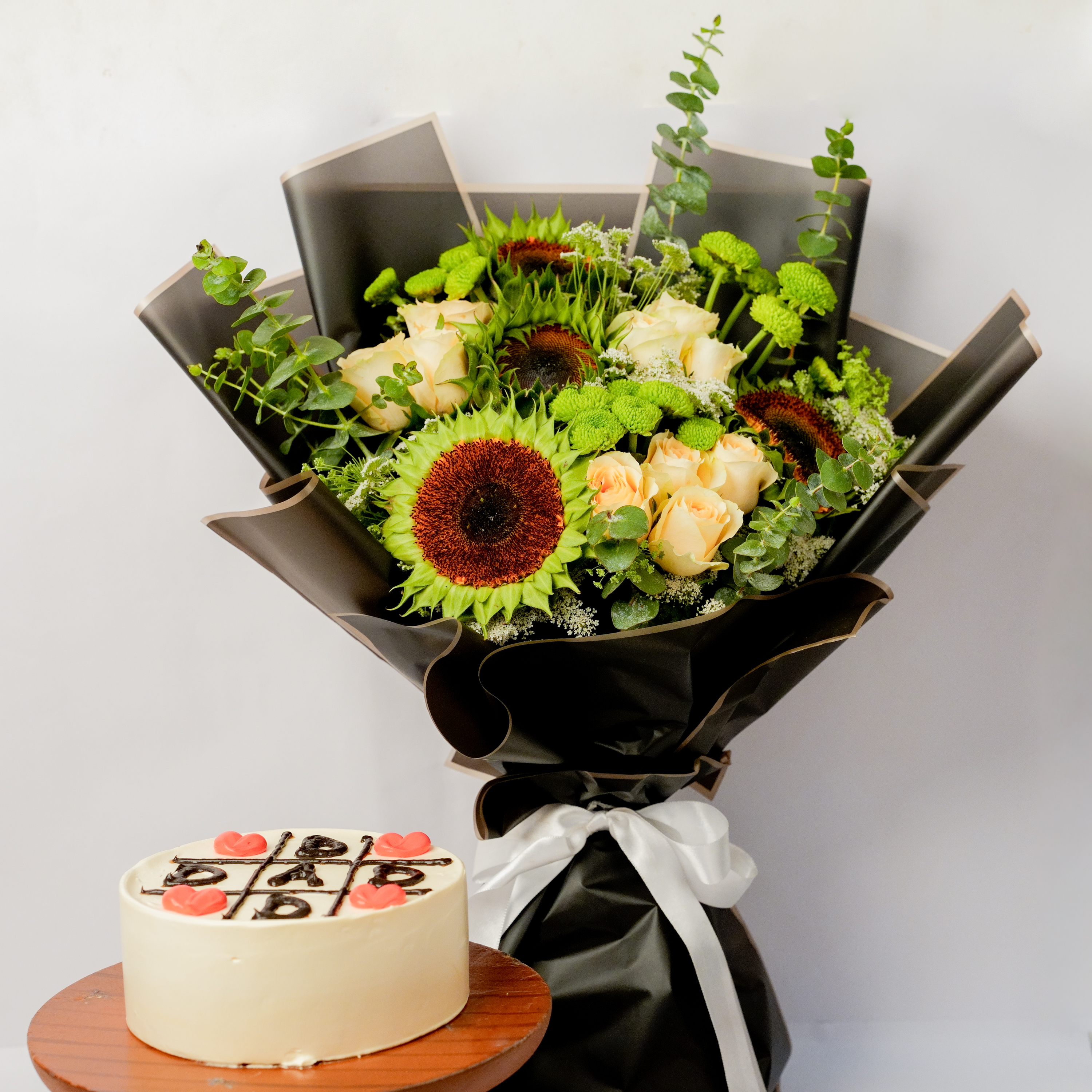 Butterscotch Dad Cake with Sunflower & Cream Roses