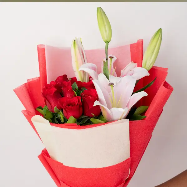 Elegant New Year Bouquet