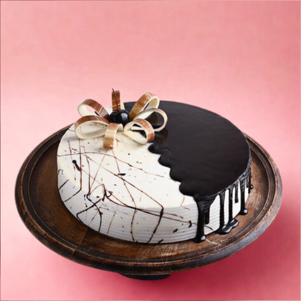 Choco Vanilla Cake